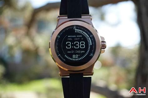 Review: Michael Kors Access Dylan Android Wear Smartwatch